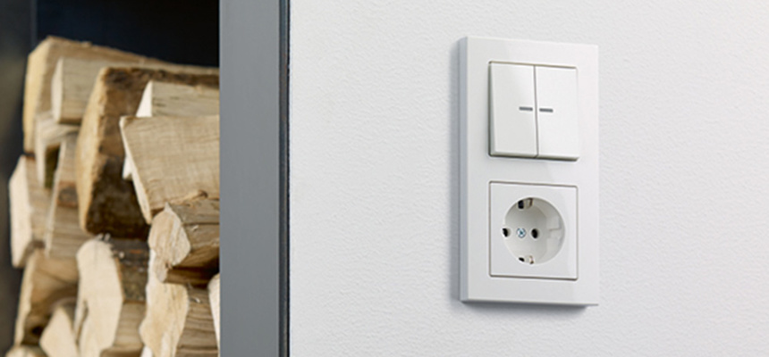 JUNG KNX Taster F 10 bei Pickel Elektro- und Sanitär GmbH in Leutershausen